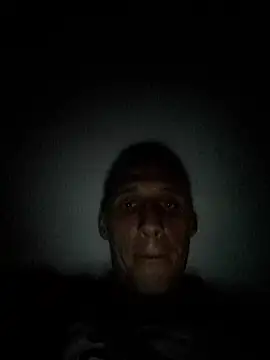 Aleksander199595 online show from April 7, 2026, 3:51 am