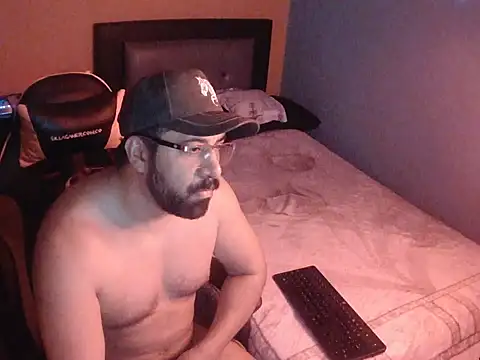 AlejoSchmidt online show from May 2, 2026, 4:17 am