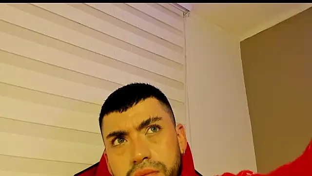 Snapshot of Alexander_Diazz chatting on May 2, 2026, 4:23 pm Alexander Diazz online show from May 2, 2026, 4:23 pm