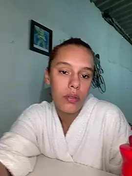 Snapshot of nandinharuivinha22 chatting on July 28, 2026, 1:54 pm nandinharuivinha22 online show from July 28, 2026, 1:54 pm
