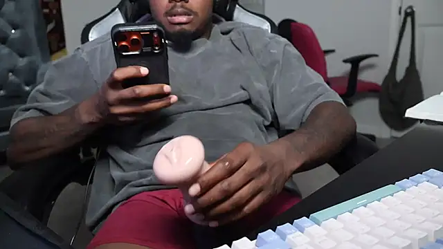 mikeydigs online show from April 8, 2026, 12:43 am