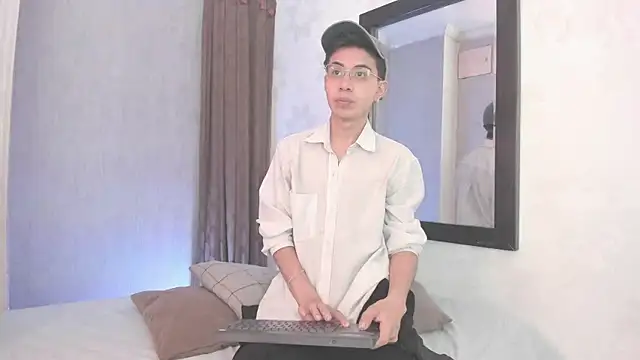 youn rider online show from May 19, 2026, 7:53 pm