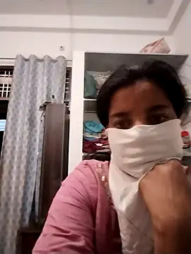 baby-pinki online show from April 22, 2026, 3:53 am