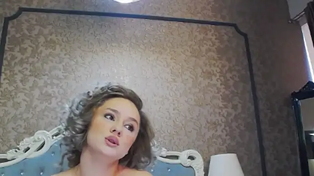 Ivy Quin online show from May 7, 2026, 4:29 am