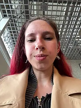 Snapshot of michelle_lovique chatting on July 7, 2026, 7:23 am michelle lovique online show from July 7, 2026, 7:23 am