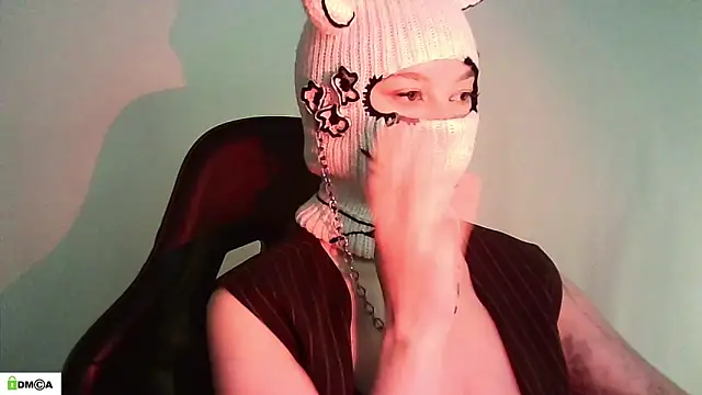 Snapshot of Lymalia chatting on April 28, 2026, 2:27 am Lymalia online show from April 28, 2026, 2:27 am