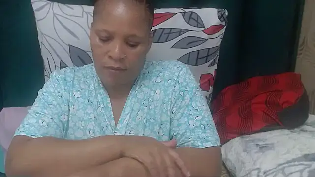 CaramelMelons78 online show from May 12, 2026, 4:37 pm