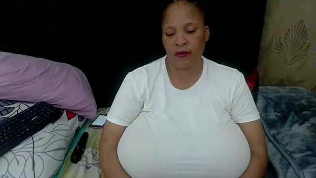 CaramelMelons78 online show from May 25, 2026, 3:51 pm
