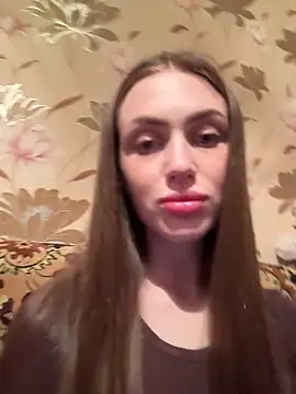 AlinaLove3213 online show from April 8, 2026, 6:08 pm