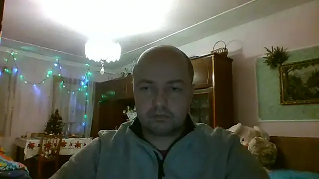 Luceriusbigass online show from January 5, 2025, 6:35 pm