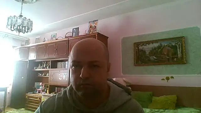 Luceriusbigass online show from February 22, 2026, 11:42 am