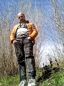 Luceriusbigass online show from April 24, 2026, 7:33 am