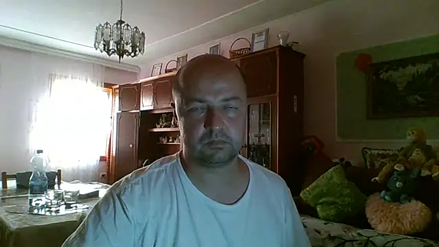 Snapshot of Luceriusbigass chatting on June 29, 2026, 4:07 pm Luceriusbigass online show from June 29, 2026, 4:07 pm