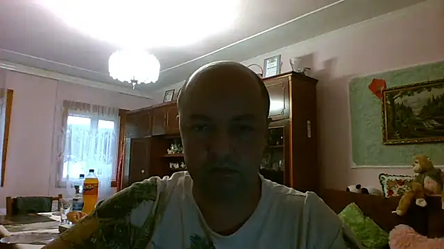 Snapshot of Luceriusbigass chatting on July 10, 2026, 5:48 pm Luceriusbigass online show from July 10, 2026, 5:48 pm
