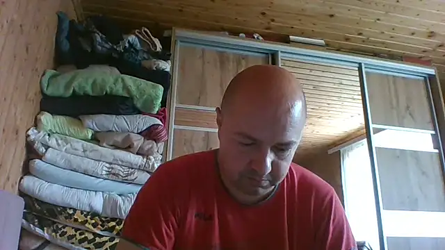 Snapshot of Luceriusbigass chatting on August 1, 2026, 10:58 am Luceriusbigass online show from August 1, 2026, 10:58 am