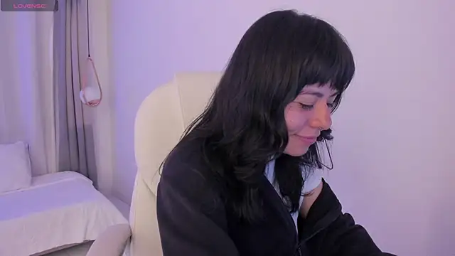 Snapshot of ghostmila chatting on July 17, 2026, 1:12 am ghostmila online show from July 17, 2026, 1:12 am