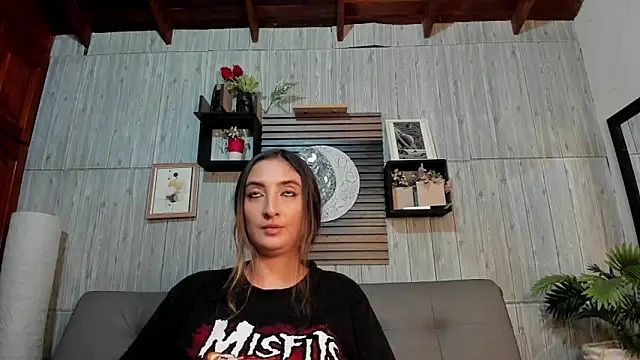 Snapshot of Alucarda666 chatting on June 21, 2026, 9:06 pm Alucarda666 online show from June 21, 2026, 9:06 pm