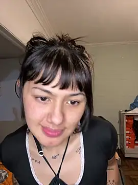 vickdaqui online show from April 21, 2026, 1:42 am