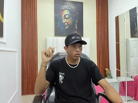 Alexander villa  online show from April 7, 2026, 11:48 pm