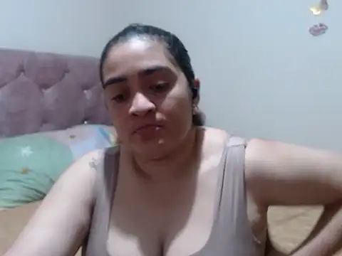 Mabbe07 online show from April 15, 2026, 4:41 am