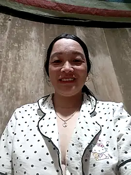 vanlucky2 online show from May 15, 2026, 10:44 am