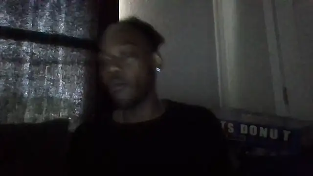Snapshot of zdaddymm chatting on June 4, 2026, 5:08 pm zdaddymm online show from June 4, 2026, 5:08 pm
