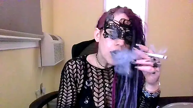 MistressSolena online show from May 4, 2026, 2:18 am