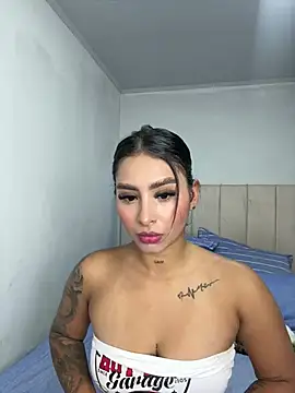 Snapshot of ValeBrown chatting on May 28, 2026, 6:38 pm ValeBrown online show from May 28, 2026, 6:38 pm