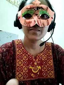 Snapshot of Charming-Cherry chatting on April 11, 2026, 3:22 am Charming-Cherry online show from April 11, 2026, 3:22 am