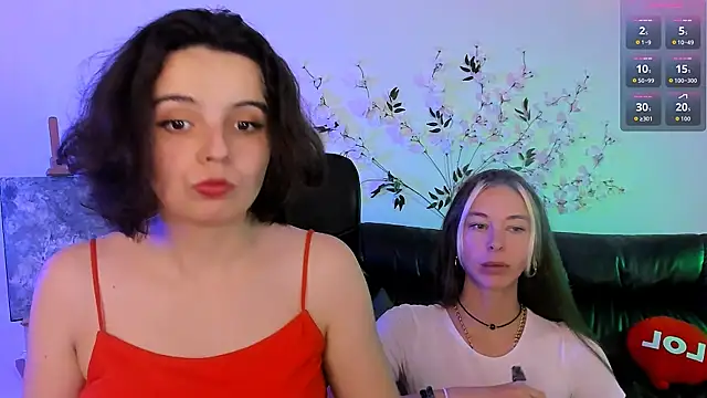Snapshot of mia_mooon_ chatting on June 30, 2026, 8:48 am mia mooon online show from June 30, 2026, 8:48 am