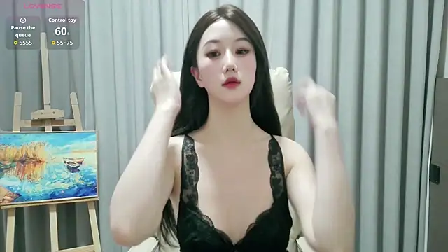 LUNYI-CC online show from May 24, 2026, 1:27 pm