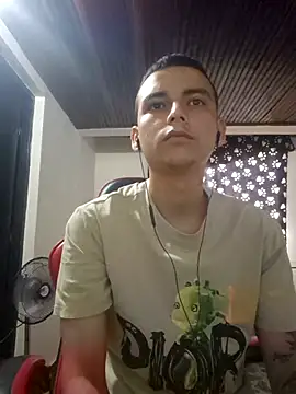 Snapshot of nino_oregano chatting on June 21, 2026, 4:20 pm nino oregano online show from June 21, 2026, 4:20 pm