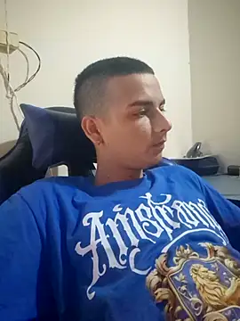 Snapshot of nino_oregano chatting on July 8, 2026, 1:48 pm nino oregano online show from July 8, 2026, 1:48 pm