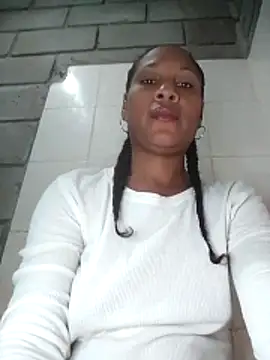 Snapshot of Lili-Sex chatting on May 23, 2026, 4:18 am Lili-Sex online show from May 23, 2026, 4:18 am