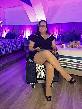 Snapshot of Jenifer_cruz chatting on May 8, 2026, 5:46 am Jenifer cruz online show from May 8, 2026, 5:46 am