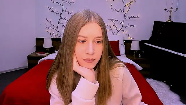 cheeky chick online show from April 18, 2026, 6:39 am