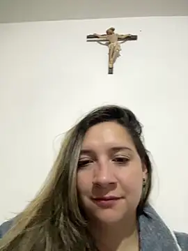 belucci vale online show from April 18, 2026, 9:13 am