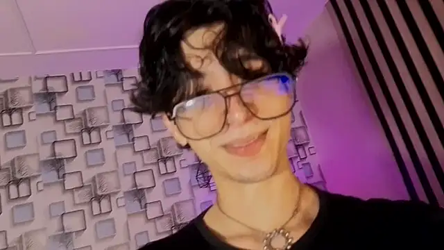 Twink Sebas7 online show from May 13, 2026, 12:13 pm