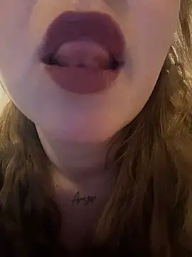 LaRubiaCalda online show from April 23, 2026, 1:02 pm