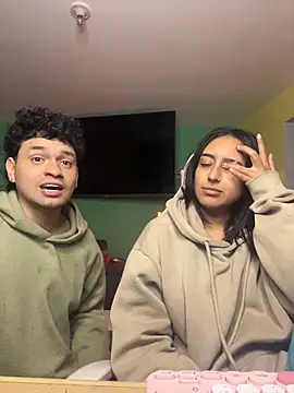 hotlatinocouple   online show from June 29, 2026, 11:49 pm