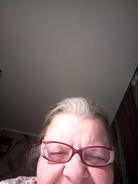 Snapshot of MartaMia68 chatting on April 14, 2026, 7:42 pm MartaMia68 online show from April 14, 2026, 7:42 pm