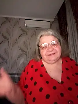Snapshot of MartaMia68 chatting on May 24, 2026, 7:08 pm MartaMia68 online show from May 24, 2026, 7:08 pm