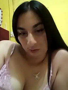 Perlizz 95 online show from April 17, 2026, 12:57 am