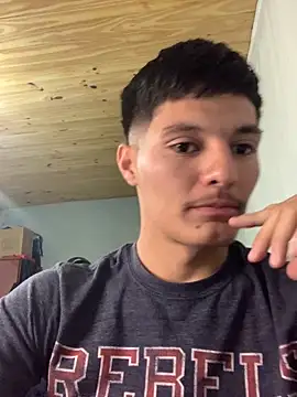 EmilianoShock online show from April 23, 2026, 9:50 pm