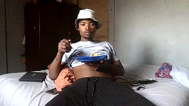 Snapshot of Nkazimulz chatting on August 8, 2026, 11:56 am Nkazimulz online show from August 8, 2026, 11:56 am