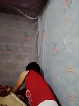  Lyly pussy  online show from April 19, 2026, 10:34 pm