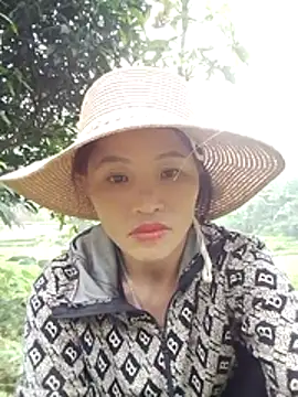  Lyly pussy  online show from April 21, 2026, 3:24 am
