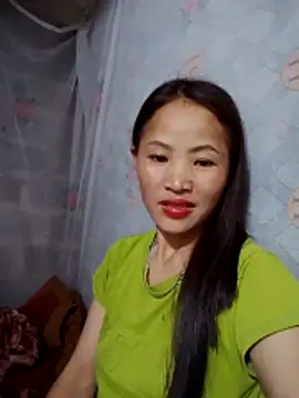  Lyly pussy  online show from April 26, 2026, 2:09 am