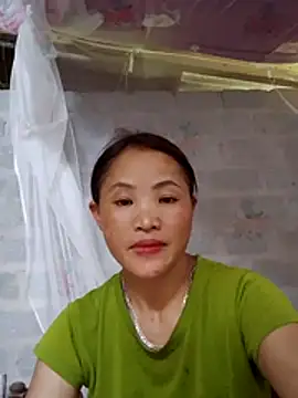 Lyly pussy  online show from May 16, 2026, 4:09 am