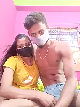 Hot-Couple4 online show from April 18, 2026, 10:19 am